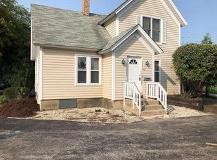 42 W Belvidere Rd, Grayslake, IL 60030