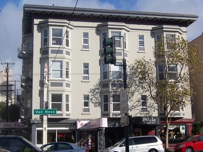 1st image of 2360 Van Ness Ave APT 33