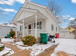 24523 Hayes Ave, Eastpointe, MI 48021