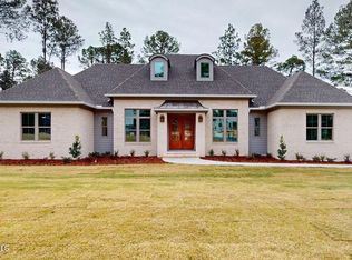 220 Paulson Court, Pinehurst, NC 28374