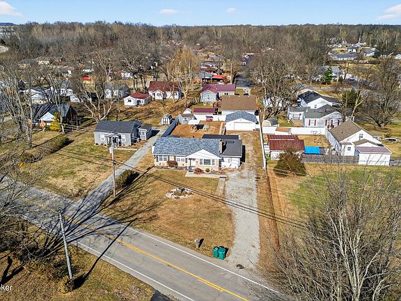 5th image of 3705 S Park Rd