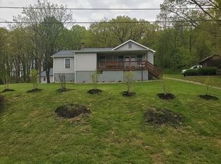 128 Mayor Ave, Pearisburg, VA 24134