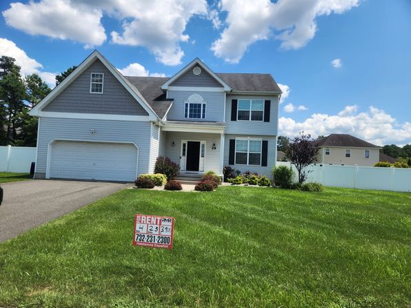 26 Aristocrat Way