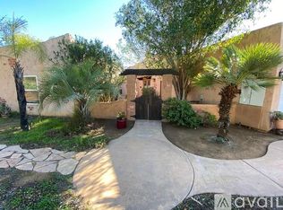 1471 Rainbow Valley Blvd, Fallbrook, CA 92028