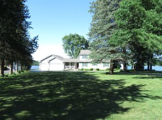 1905 Riverview Rd, Rock Falls, IL 61071