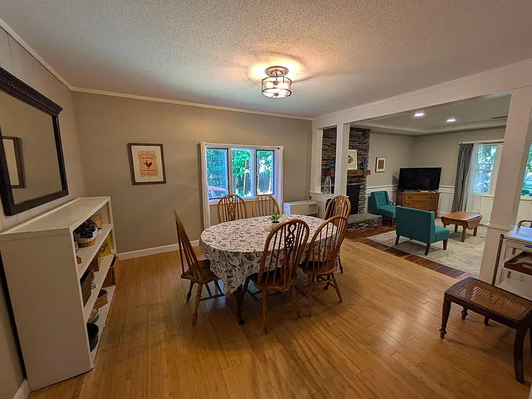 411 River Rd — Photo 22