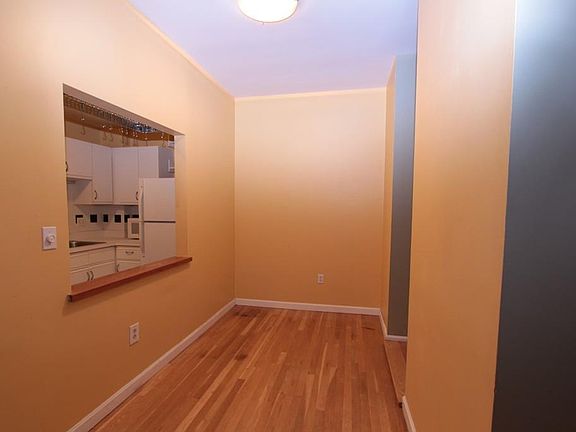 4th image of 41 Morton St APT 16