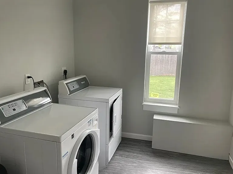25 Circle St #3 — Photo 9