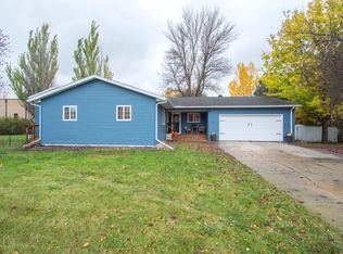 521 37th Ave S, Moorhead, MN 56560