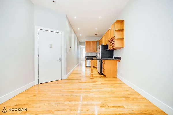 Rented by Nooklyn NYC LLC | media 23
