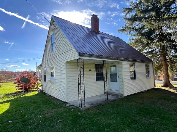 475 Bradley Rd, Valley Bend, WV 26293