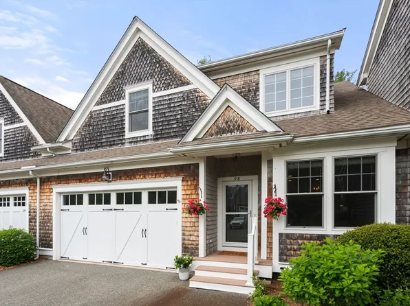 98 Spring Meadow Ln Unit 98, Hanover, MA 02339