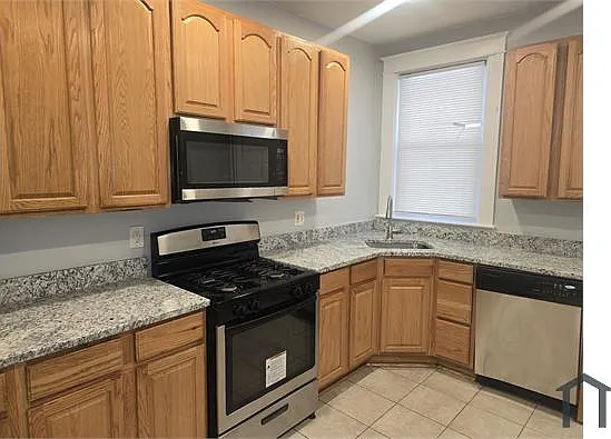 512 Winston Ave — Photo 1