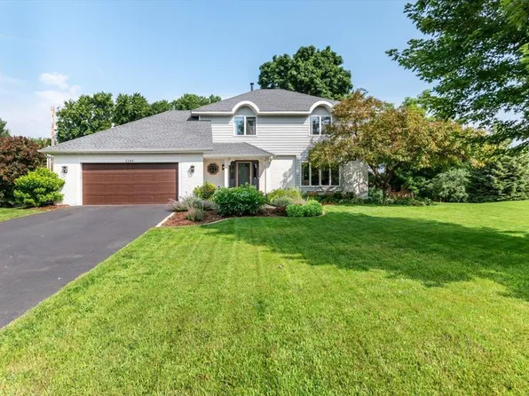 2285 Ocala Ct, Mendota Heights, MN 55120