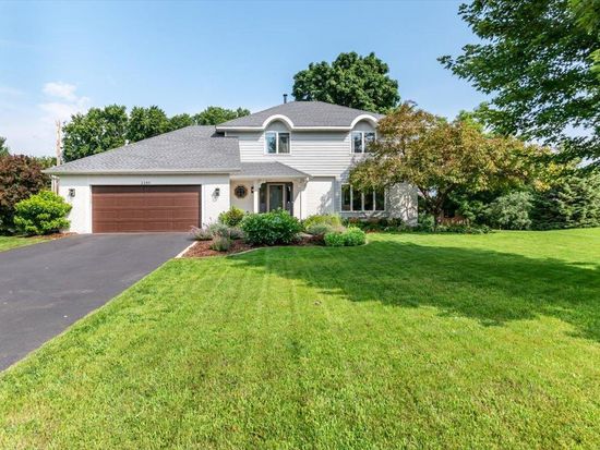 2285 Ocala Ct, Mendota Heights, MN 55120