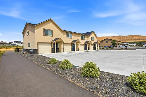 West Vine Townhomes Photo 1