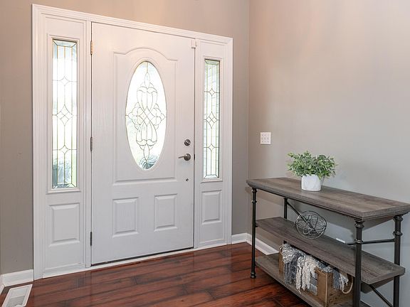 4th image of 49843 Wentworth Dr
