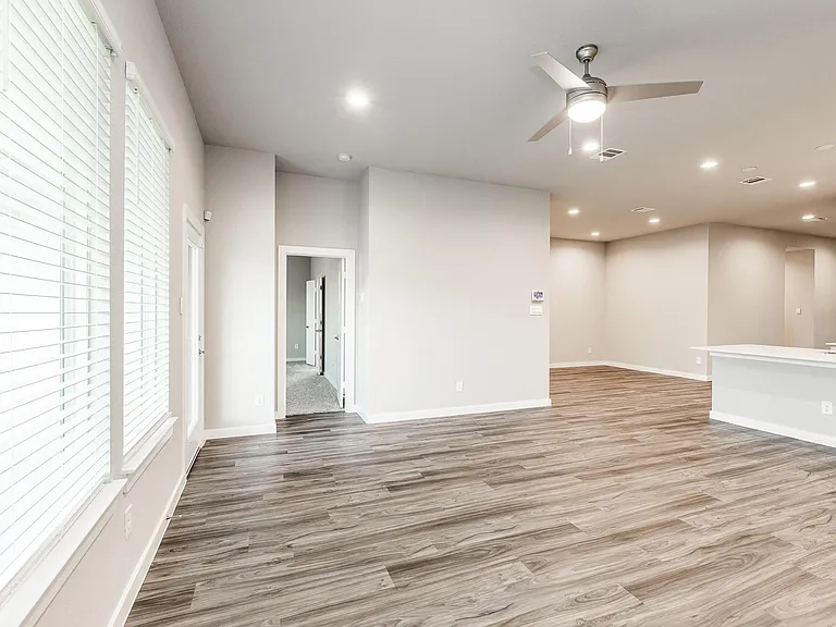 22806 Theodoli Dr — Photo 8