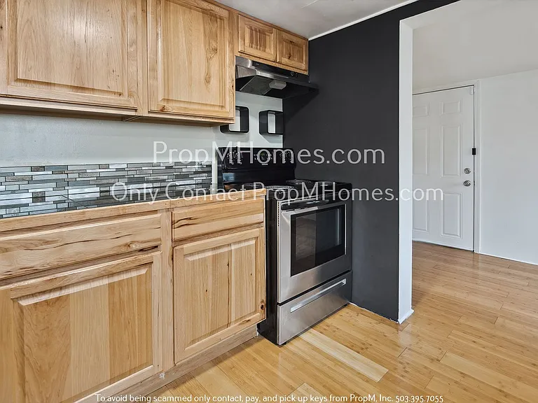 6135 SE Henderson St — Photo 6