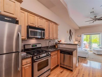 215 Clinton St APT 3L, Hoboken, NJ, 07030