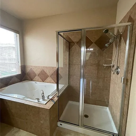 704 S Frontier Ln — Photo 16