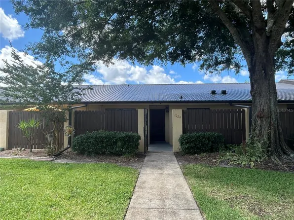 1026 Medinah Dr, Winter Haven, FL 33884