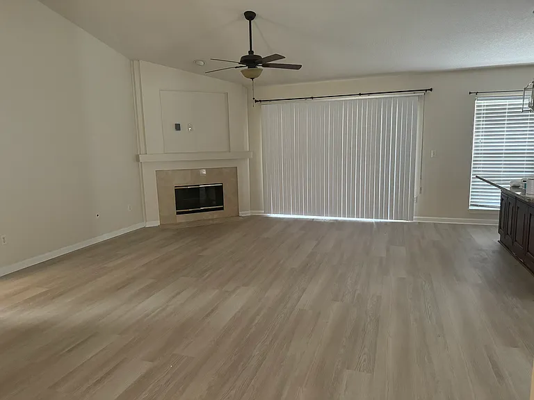 3528 Idle Hour Dr — Photo 2