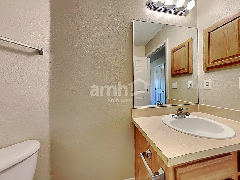 9215 Hawkeye Dr — Photo 8