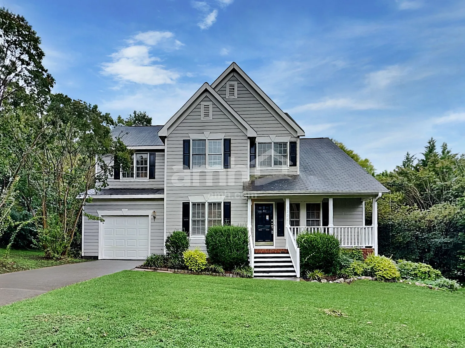3 bed, 2.5 bath, 1818 sqft, $2,095 — Photo 1