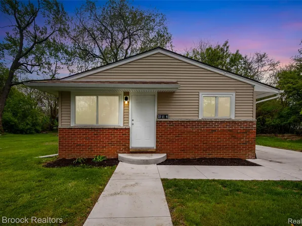 493 Luther Ave, Pontiac, MI 48341