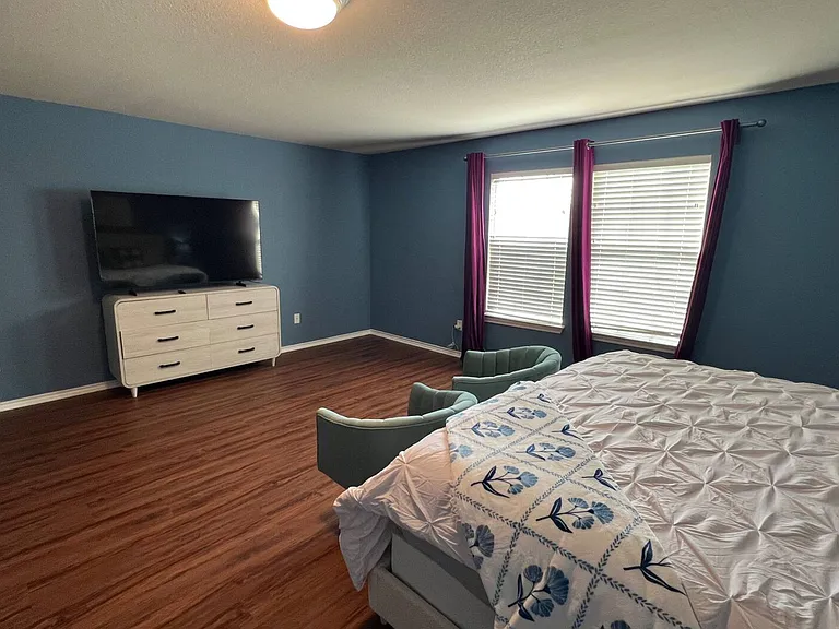 2105 Sherbrooke Ct — Photo 12