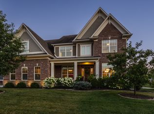 7439 Blackstone Dr, Zionsville, IN 46077