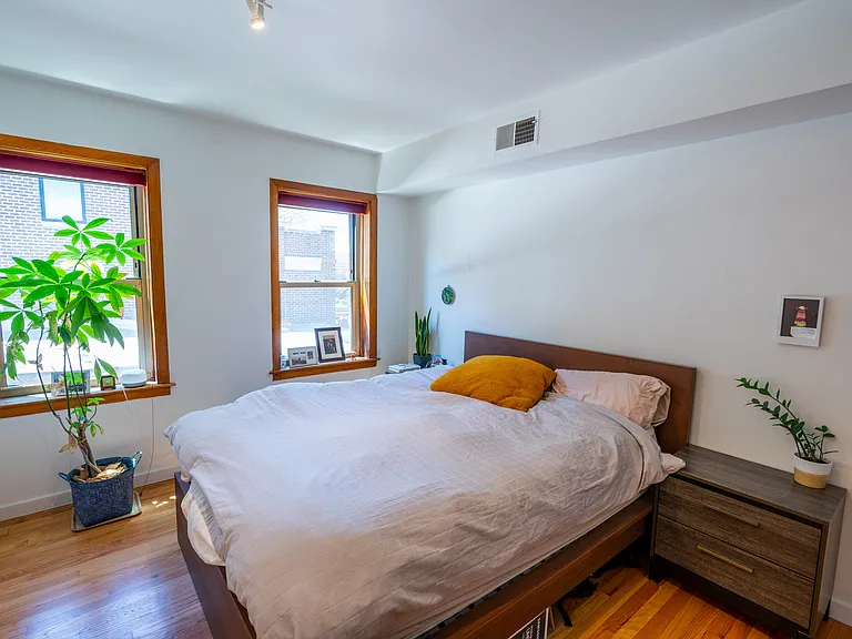 Great BIG bedroom!