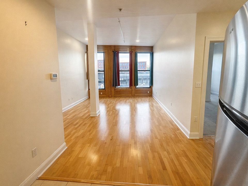 1st image of 7 Central Sq Suite 203
