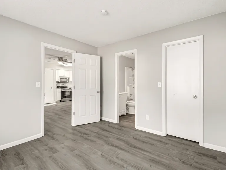 2462 E Willamette Ave — Photo 14