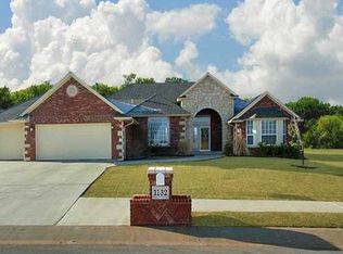 1132 Brayhill Rd, Edmond, OK 73003