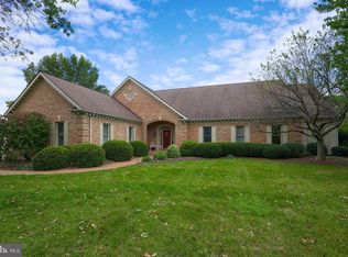 3 Hartford Grn, Lancaster, PA 17601