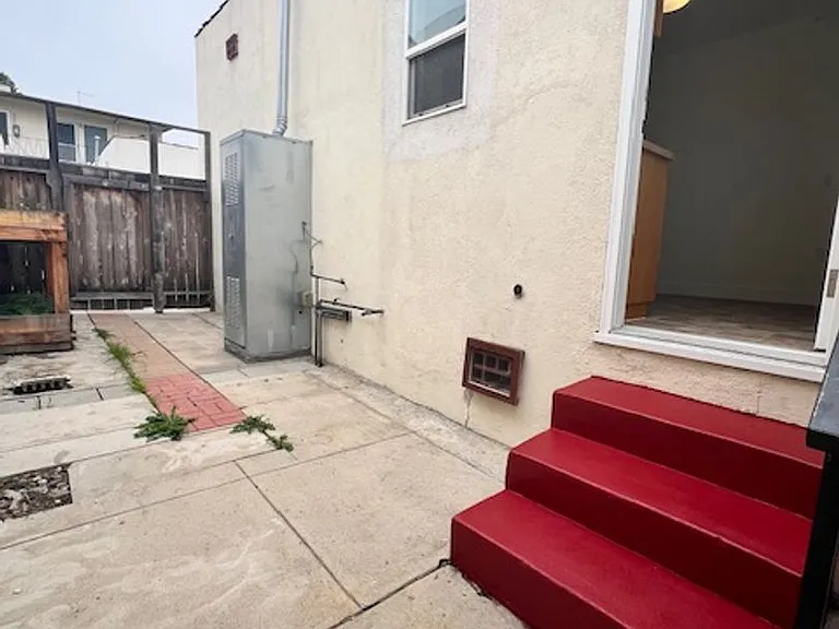 245-249 4th Ave — Photo 18