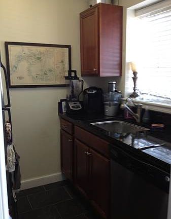 5th image of 820A S Washington St #127