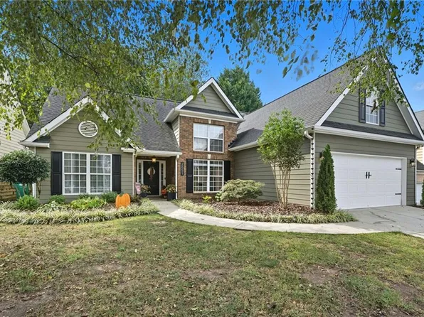 2651 Bald Cypress Dr, Braselton, GA 30517