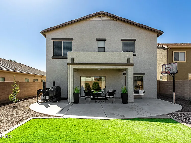 706 W Green Tree Dr — Photo 18