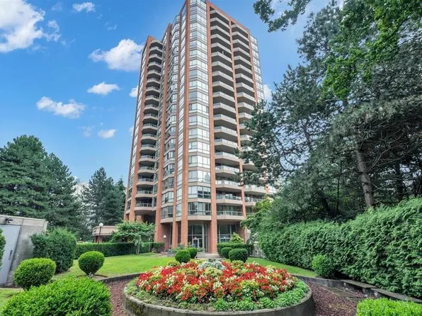 4350 Beresford St #602, Burnaby, BC V5H 4K9