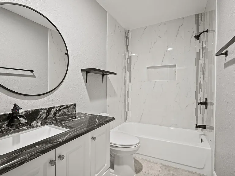 1030 Grand Junction Dr — Photo 14