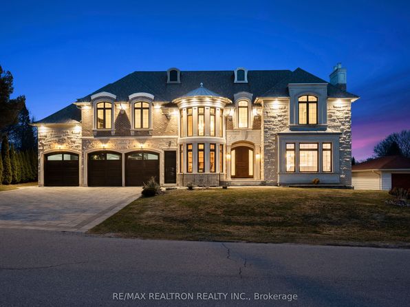 39 Patricia Dr, King, ON L7B 1H5