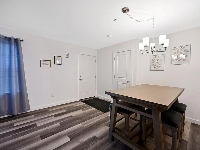 Mt. Nebo Apartments — Photo 6