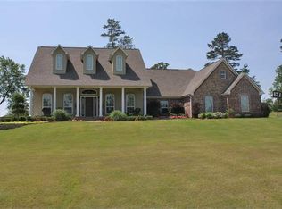 230 Hunters Cv, Texarkana, TX 75501