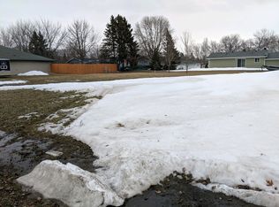 441 8th St, Audubon, MN 56511