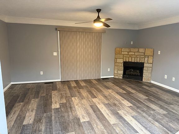 5th image of 5588 Green Brothers Blvd #1