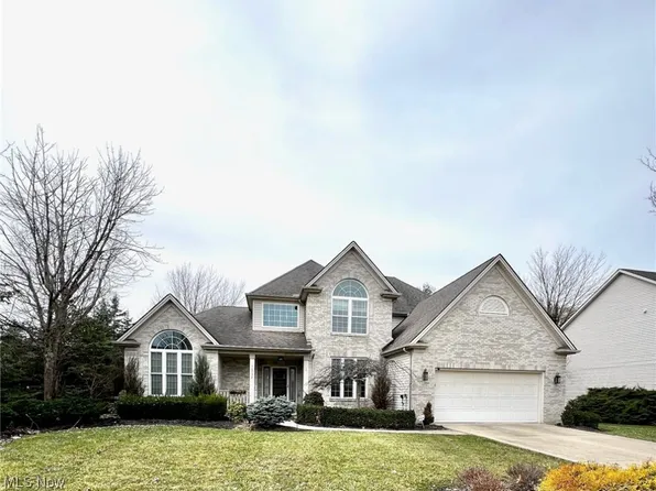 11732 Fox Grv, Strongsville, OH 44149