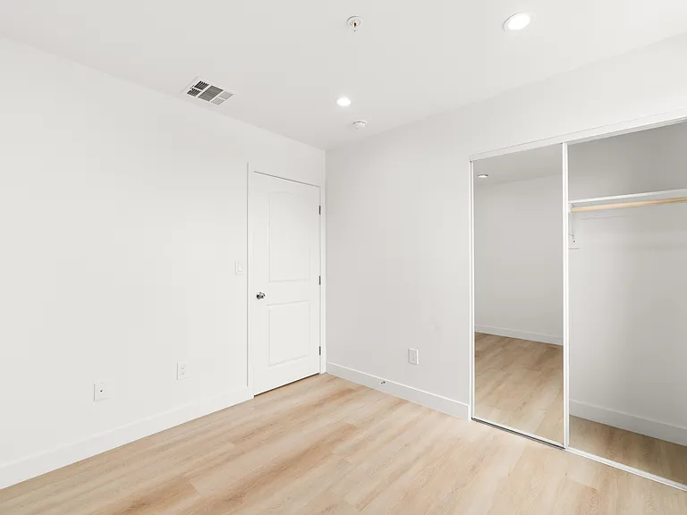 10020 S Broadway #10020-C — Photo 5